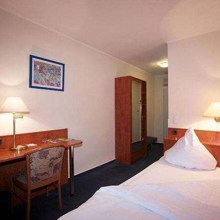 Falk Hotel Frankfurt nad Menem Zewnętrze zdjęcie