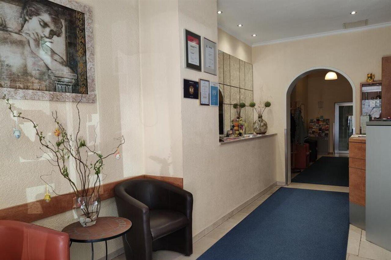 Falk Hotel Frankfurt nad Menem Zewnętrze zdjęcie
