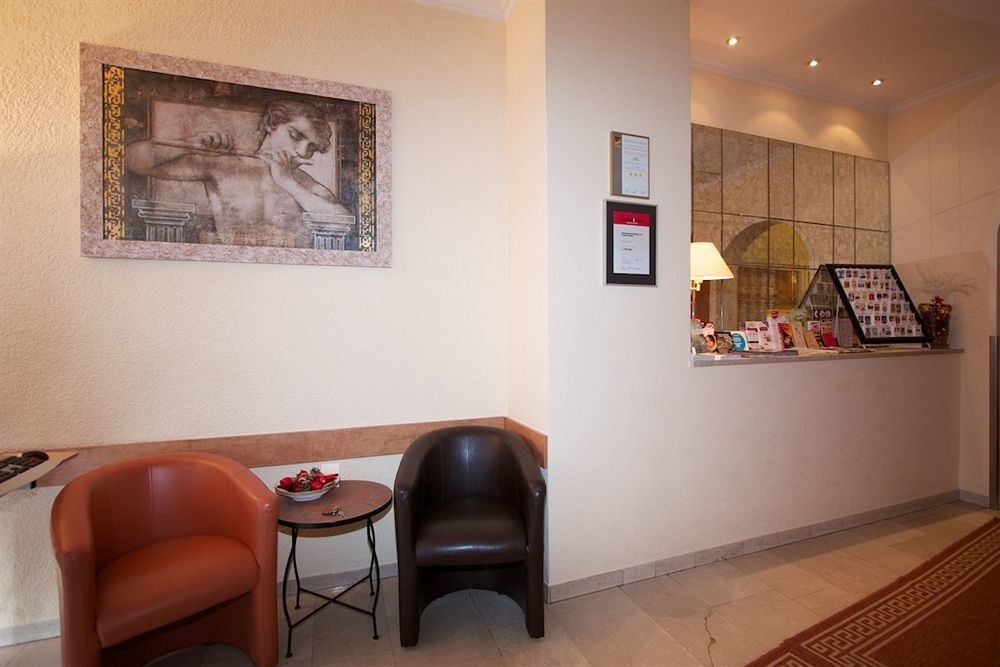 Falk Hotel Frankfurt nad Menem Zewnętrze zdjęcie