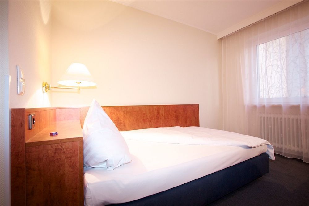 Falk Hotel Frankfurt nad Menem Zewnętrze zdjęcie