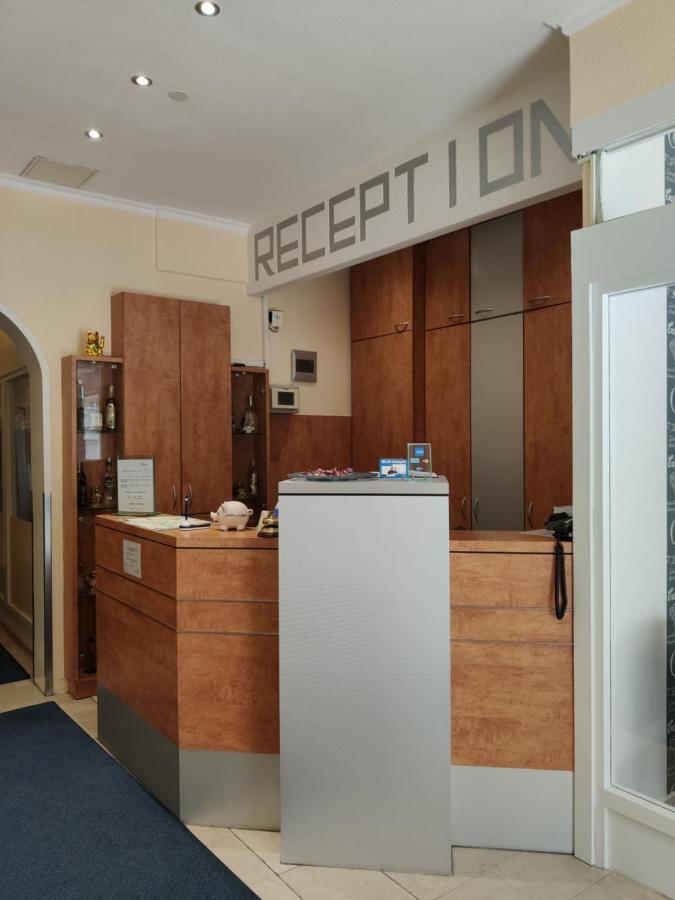 Falk Hotel Frankfurt nad Menem Zewnętrze zdjęcie